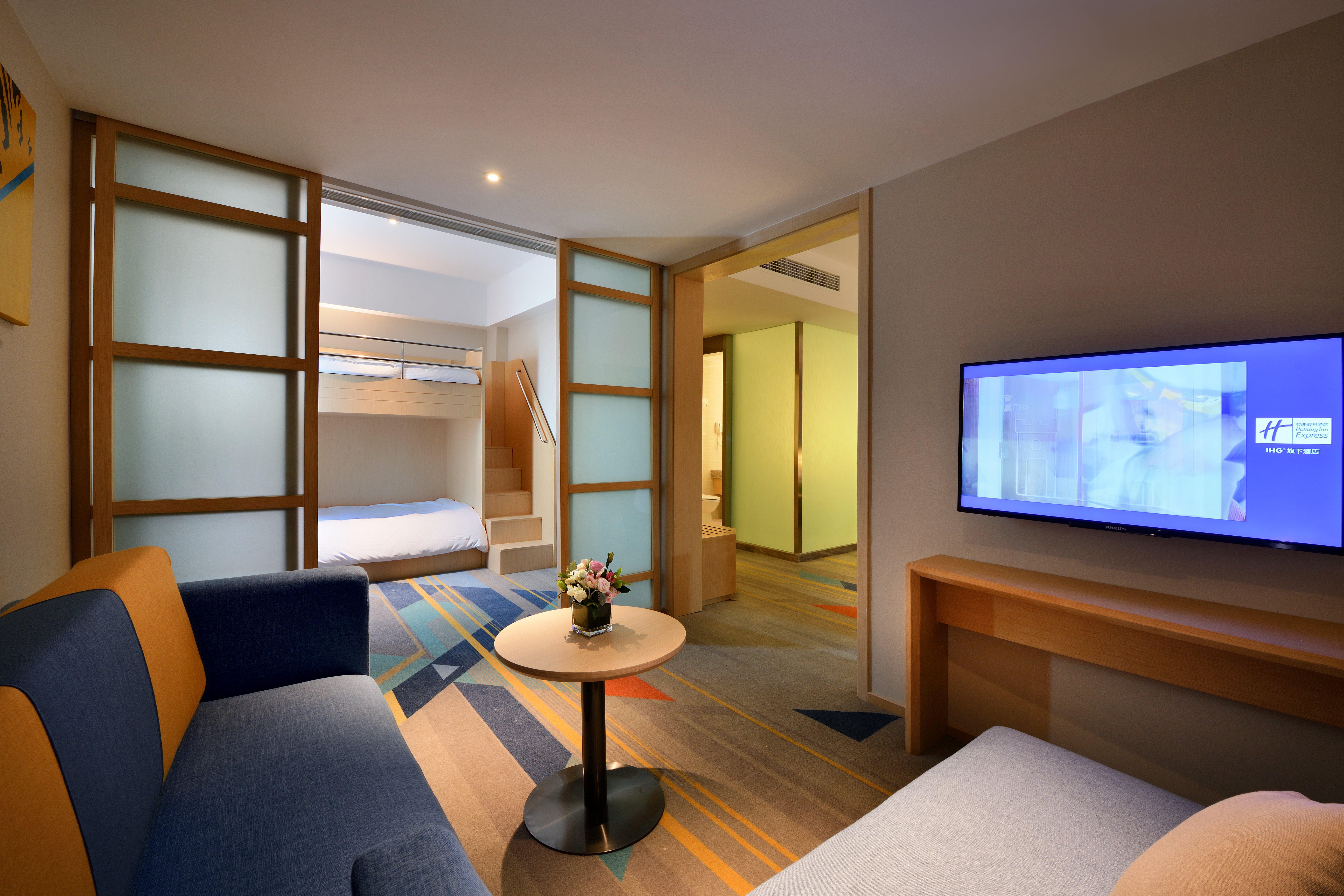 Holiday Inn Express Chengdu Tianhe By Ihg Pixian Екстер'єр фото
